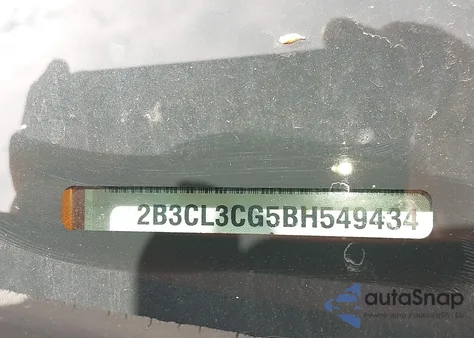 2011 Dodge Charger z USA, uszkodzony, nr VIN 2B3CL3CG5BH549434